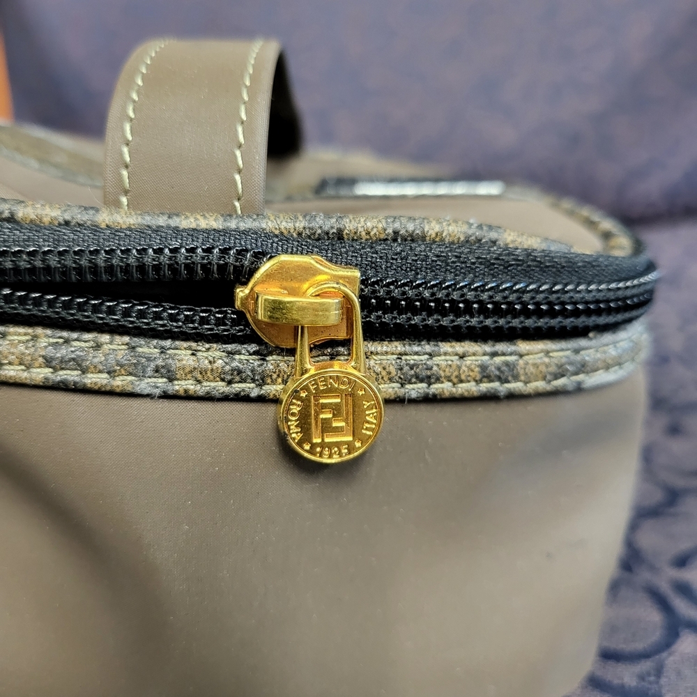 Vintage Fendi Complemento Brown Nylon Vanity Case..w/COA - Picture 6 of 11